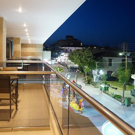 Centrum Hotel Kallithea  객실 사진